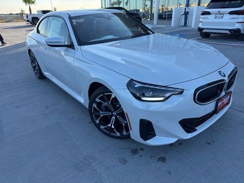 New 2026 BMW 230i Coupe w/ Convenience Package RWD image 1