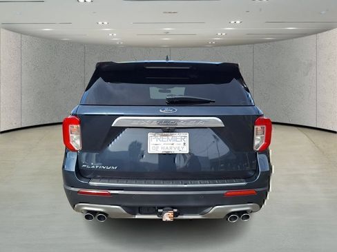 Used 2022 Ford Explorer Platinum w/ Equipment Group 601A RWD image 4