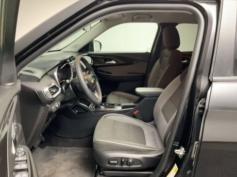 Certified 2022 Chevrolet TrailBlazer LT w/ Confidence II Package image 14