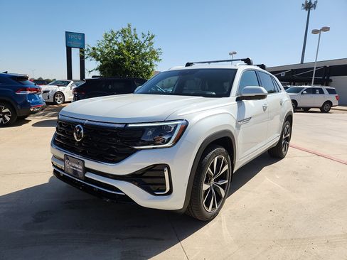New 2026 Volkswagen Atlas Cross Sport SEL Premium R-Line AWD/4WD image 3