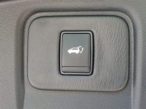 Certified 2024 Nissan Murano Platinum w/ Cargo Package image 35