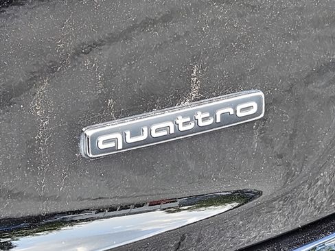 Used 2019 Audi Q5 2.0T Premium AWD/4WD image 31
