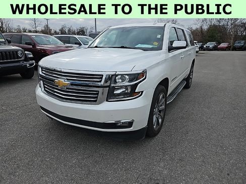 Used 2016 Chevrolet Suburban LTZ image 3