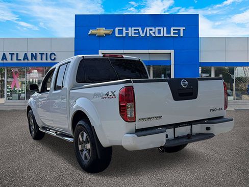 Used 2012 Nissan Frontier PRO-4X AWD/4WD image 5