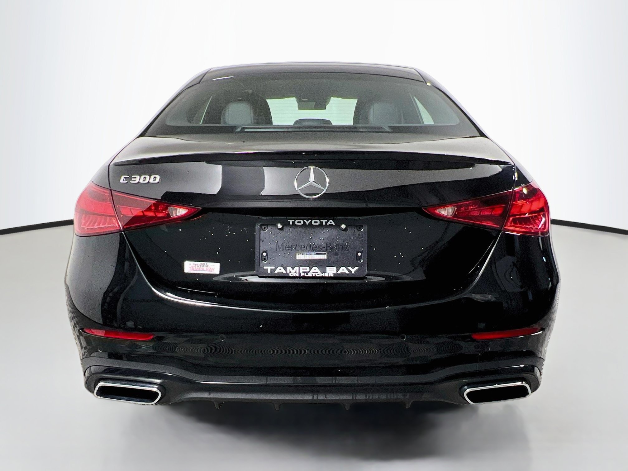 Used 2024 Mercedes-Benz C 300 Sedan w/ AMG Line w/ Night Package image 6