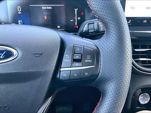 Used 2025 Ford Explorer ST-Line w/ Premium Package image 12