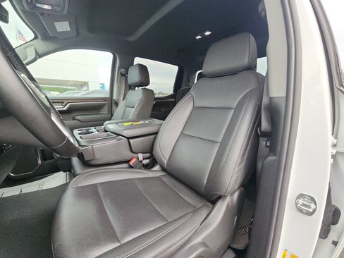 Used 2026 GMC Sierra 1500 SLT AWD/4WD image 18