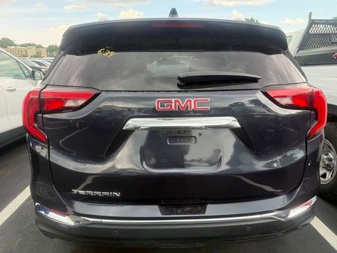 Used 2019 GMC Terrain SLT w/ Preferred Package FWD image 4