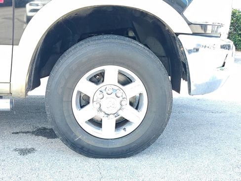 Used 2011 RAM 2500 Laramie RWD image 26