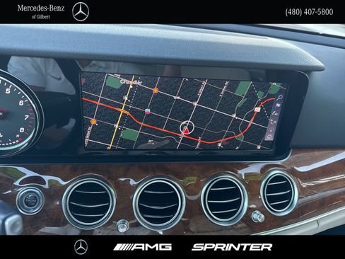 Used 2019 Mercedes-Benz E 300 4MATIC image 27