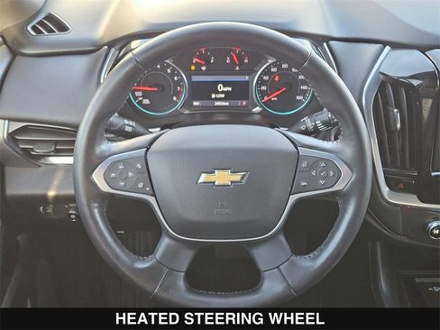 Used 2022 Chevrolet Traverse LT image 23