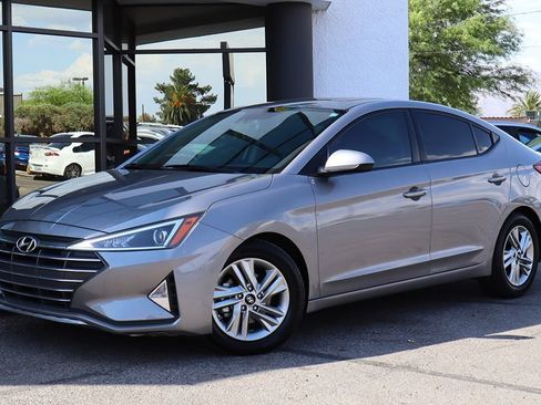 Used 2020 Hyundai Elantra Value Edition w/ Cargo Package (C1) FWD image 2
