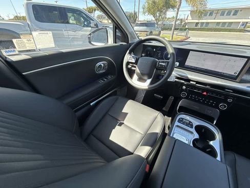 New 2026 Hyundai Ioniq 9 Calligraphy AWD/4WD image 6
