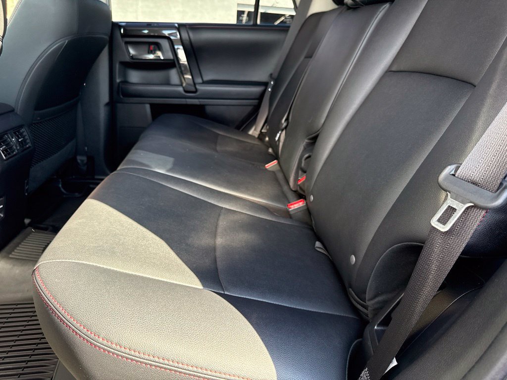Certified 2019 Toyota 4Runner TRD Off-Road Premium AWD/4WD image 31