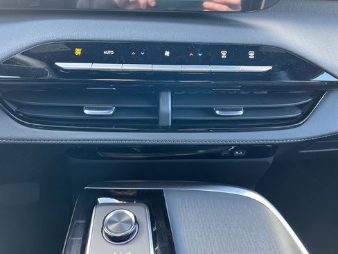 New 2026 Buick Enclave Preferred image 11