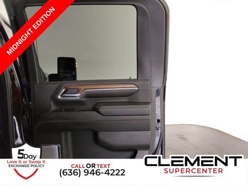 Used 2024 Chevrolet Silverado 2500 High Country w/ Midnight Edition image 33