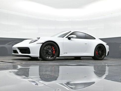 Certified 2022 Porsche 911 Carrera GTS image 34