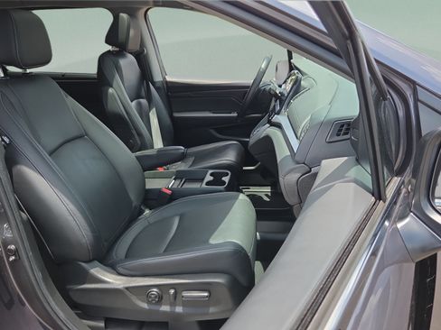 Certified 2023 Honda Odyssey EX-L image 18