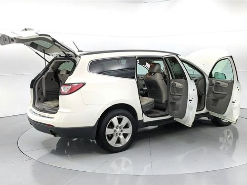 Used 2014 Chevrolet Traverse LTZ AWD/4WD image 34