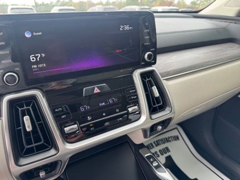 Used 2021 Kia Sorento EX w/ EX AWD X-Line Package image 15