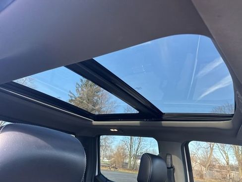 Used 2019 Ford F150 Lariat w/ Equipment Group 502A Luxury image 19