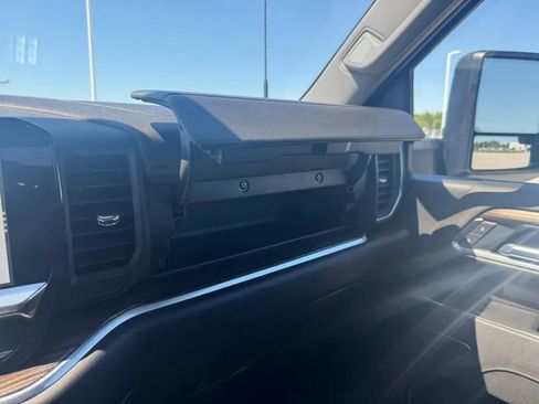 Used 2026 Chevrolet Silverado 3500 LT w/ All Star Edition AWD/4WD image 30