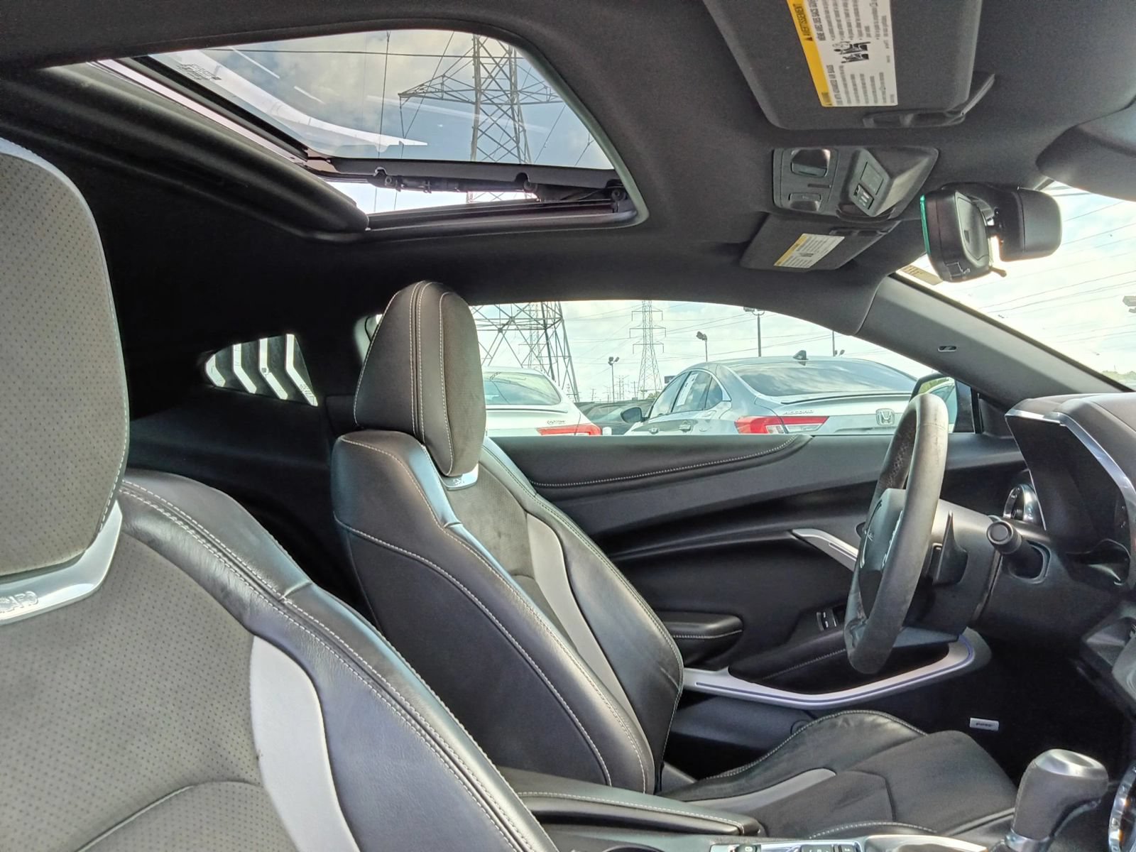 Used 2021 Chevrolet Camaro SS RWD image 24