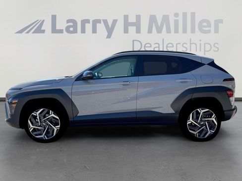 New 2026 Hyundai Kona SEL Premium AWD/4WD image 3