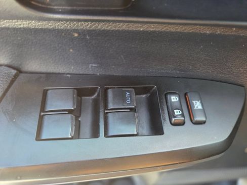 Used 2019 Toyota Tundra SR AWD/4WD image 22