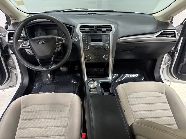 Used 2020 Ford Fusion S FWD image 2