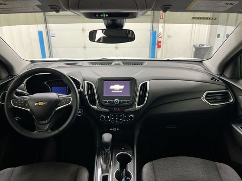Used 2024 Chevrolet Equinox LT w/ LPO, Floor Liner Package FWD image 10