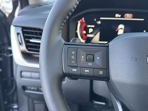 New 2026 Nissan Rogue Platinum image 18