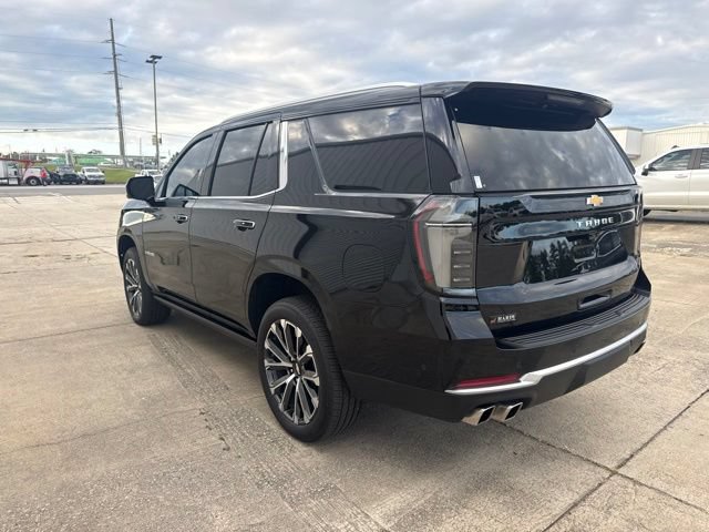 Used 2025 Chevrolet Tahoe High Country AWD/4WD image 3