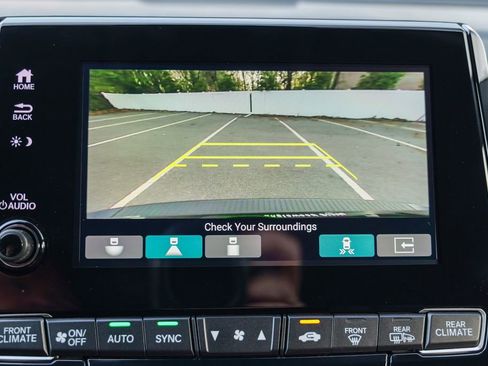 Used 2023 Honda Odyssey Touring image 56