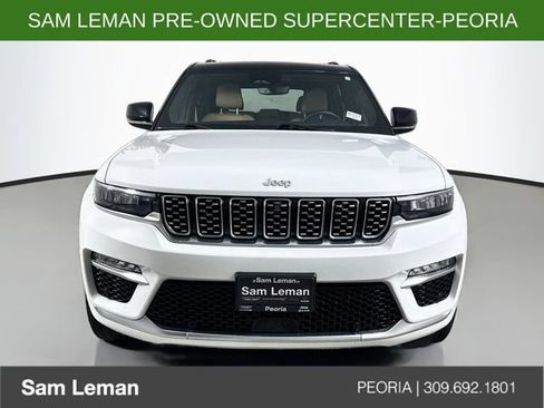 Used 2025 Jeep Grand Cherokee Summit AWD/4WD image 2