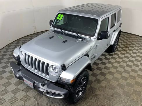 Used 2023 Jeep Wrangler Sahara image 9