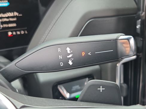 Used 2025 GMC Yukon Denali image 28