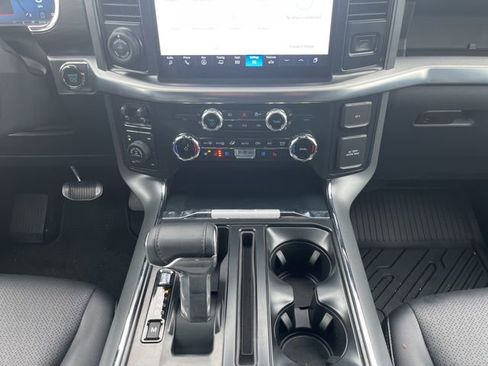 Used 2025 Ford F150 Lariat w/ Equipment Group 501A Mid image 23