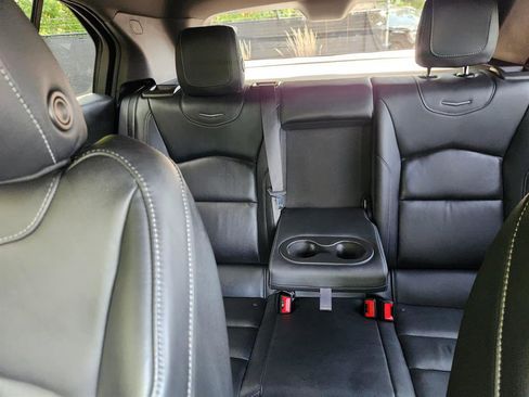 Used 2025 Cadillac XT4 Premium Luxury image 18