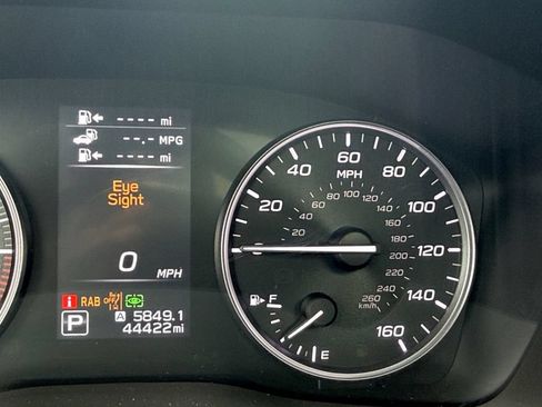 Used 2023 Subaru Ascent Limited w/ Technology Package AWD/4WD image 13