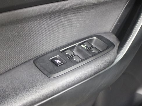 Used 2022 Ford Ranger XLT w/ Equipment Group 301A Mid AWD/4WD image 7