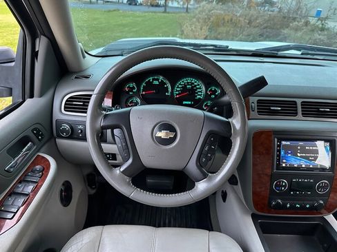 Used 2009 Chevrolet Silverado 3500 LTZ w/ Suspension Package, Off-Road image 12