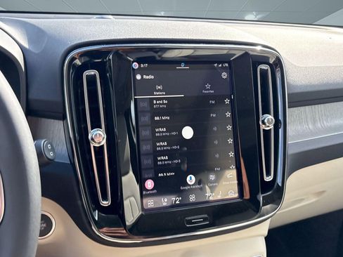 New 2026 Volvo XC40 B5 Plus w/ Protection Package Premier image 21