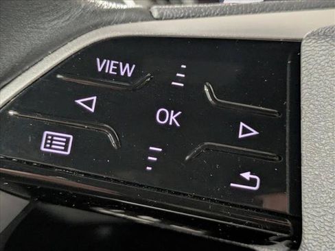 Used 2024 Audi Q4 e-tron Premium Plus w/ Premium Plus image 16