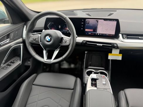 New 2026 BMW X1 xDrive28i w/ Technology Package AWD/4WD image 10