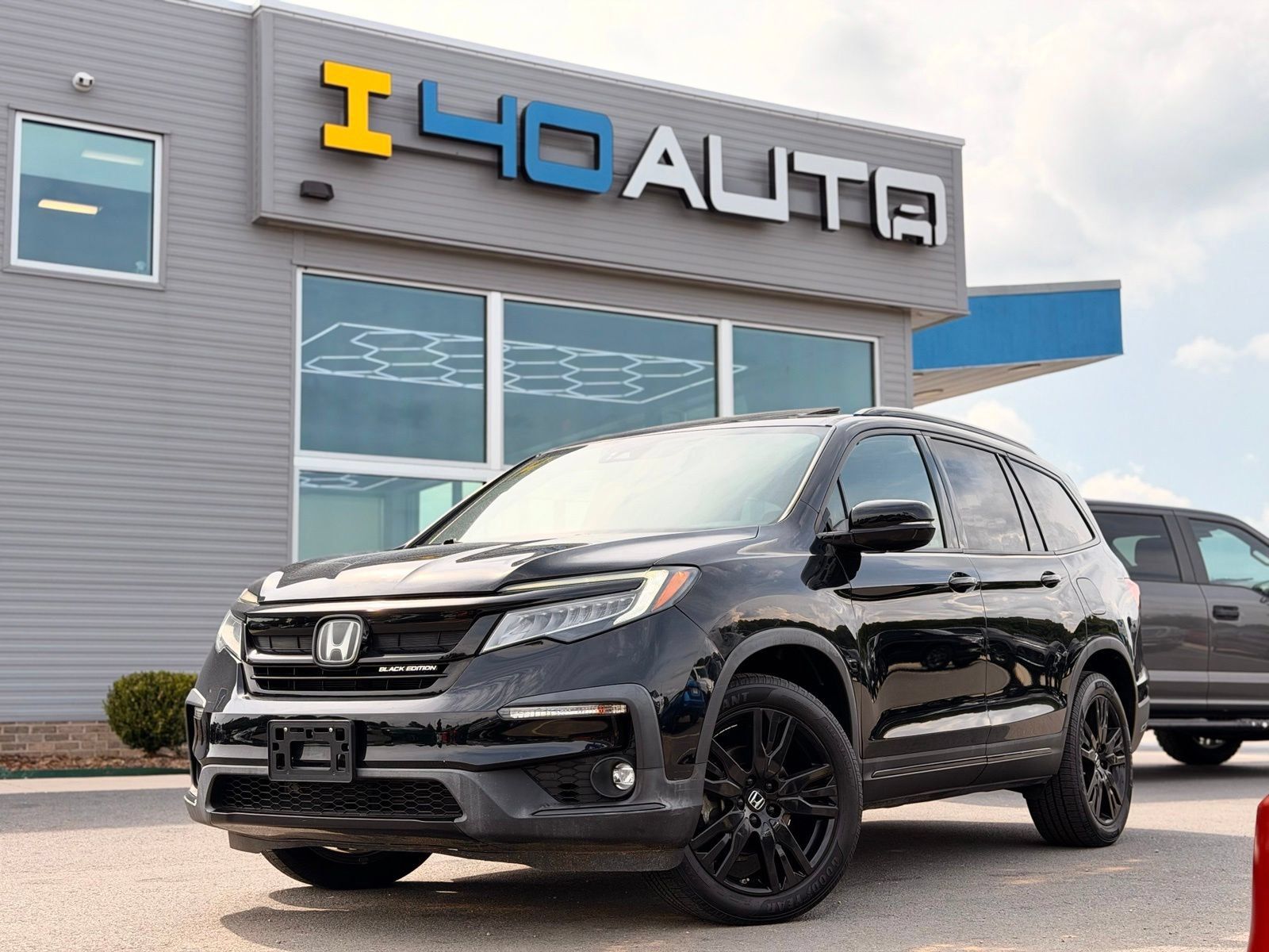 Used 2021 Honda Pilot Black Edition image 1