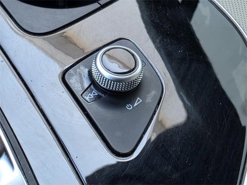 Used 2018 Audi Q7 3.0T Prestige image 32