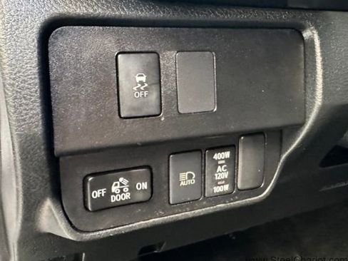 Used 2021 Toyota Tacoma TRD Off-Road w/ Technology Package image 20