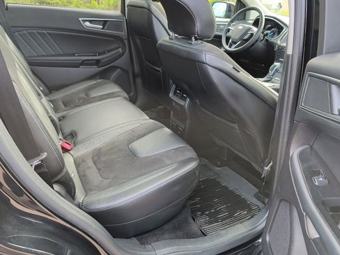 Used 2018 Ford Edge Sport w/ Equipment Group 401A AWD/4WD image 37