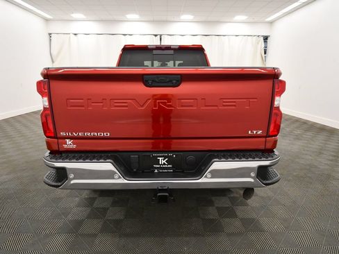 Used 2023 Chevrolet Silverado 2500 LTZ AWD/4WD image 6